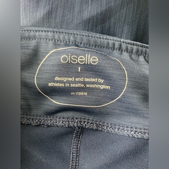 Excellent Condition, Oiselle - Running Skirt w/ Shorts Under -No Pockets, Size 1 - Picture 8 of 9